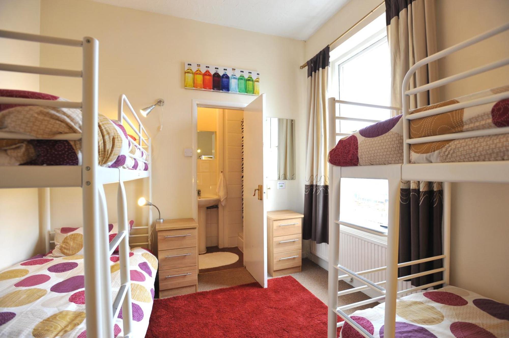 The Bunkroom Chester Bagian luar foto